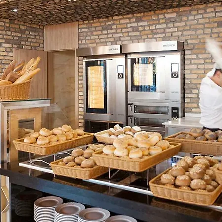 Hotel Noah's Ark Deluxe & 5*