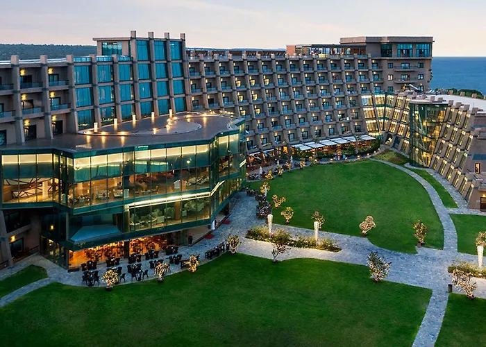 Noah's Ark Deluxe & 5*