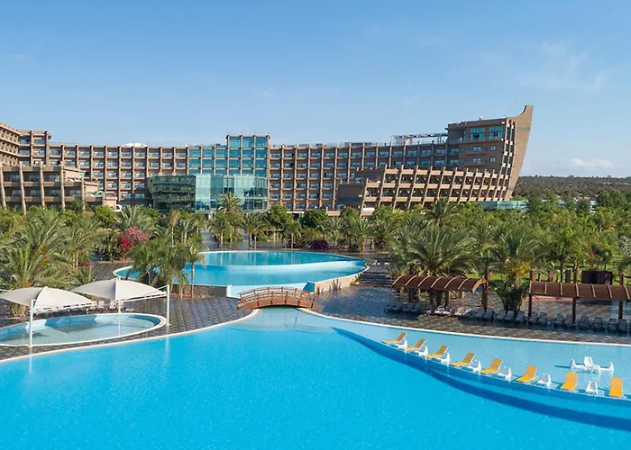 Noah's Ark Deluxe & 5* Famagusta (Northern Cyprus)