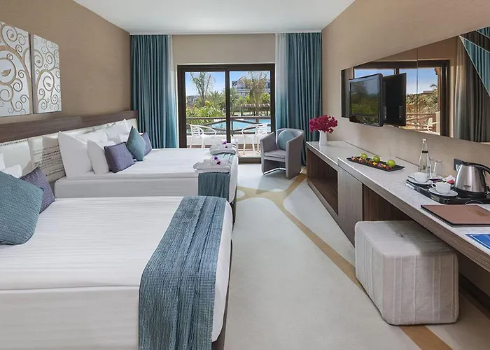 Noah's Ark Deluxe & 5* Famagusta (Northern Cyprus)