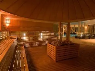 Noah's Ark Deluxe & Hotel