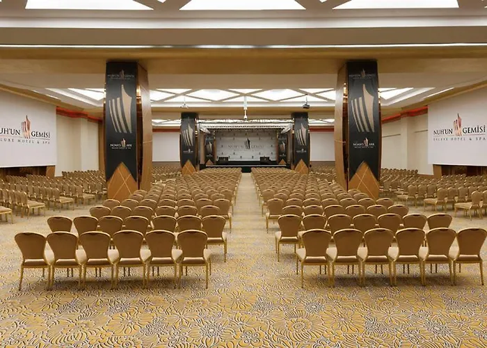 Noah's Ark Deluxe & 5*